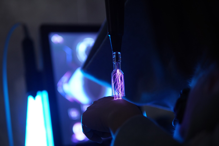 cold atmospheric plasma